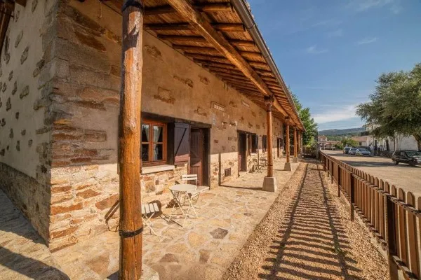 Casas Rurales El Picoto en Navasfrías: Naturaleza en la Raya Salmantina en Navasfrías, Salamanca