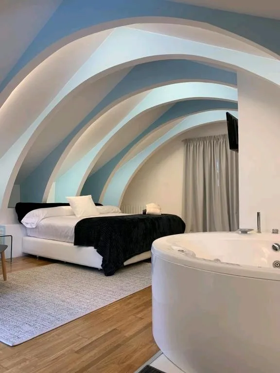 Chalet Espejo de Soledades: Exclusividad en el Lago de Sanabria en Galende, Zamora