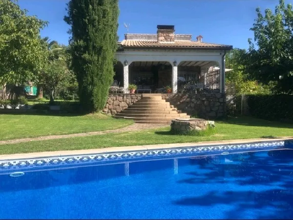 Margaret House en La Adrada, Avila