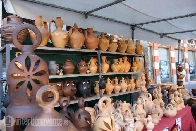 Feria de la Cerámica y Certamen de Folklore Benavente 2026 en Benavente
