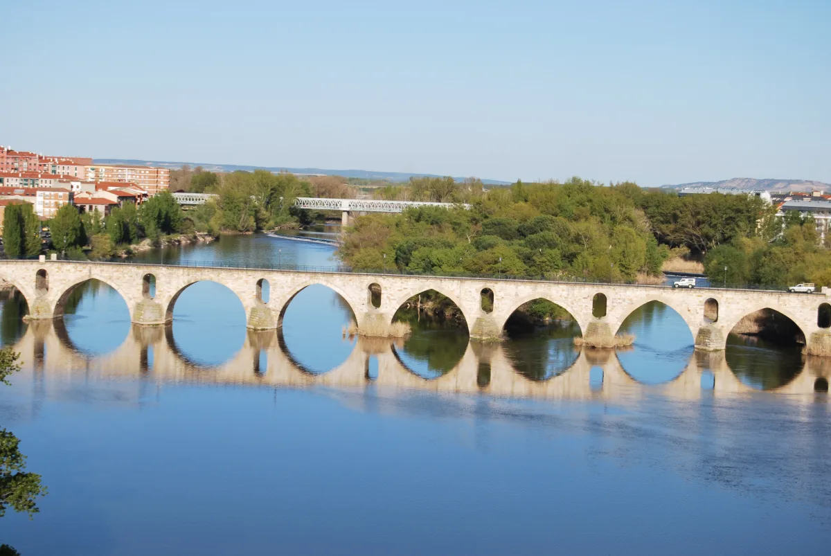 Puente de Piedra de Zamora